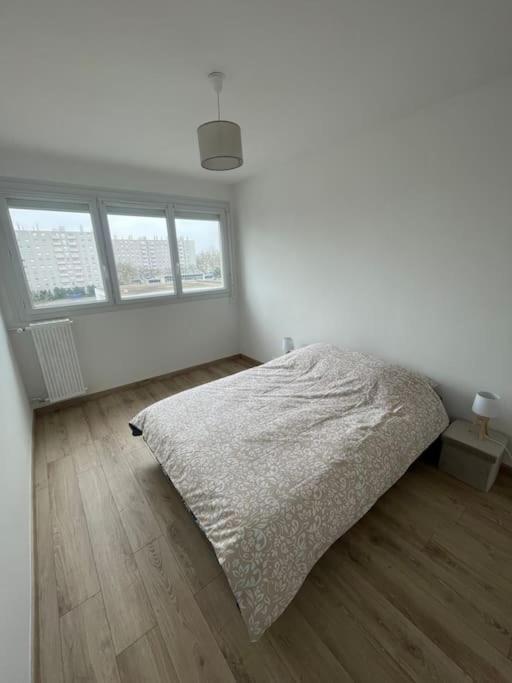 Appartement A Orleans Paisible Екстериор снимка